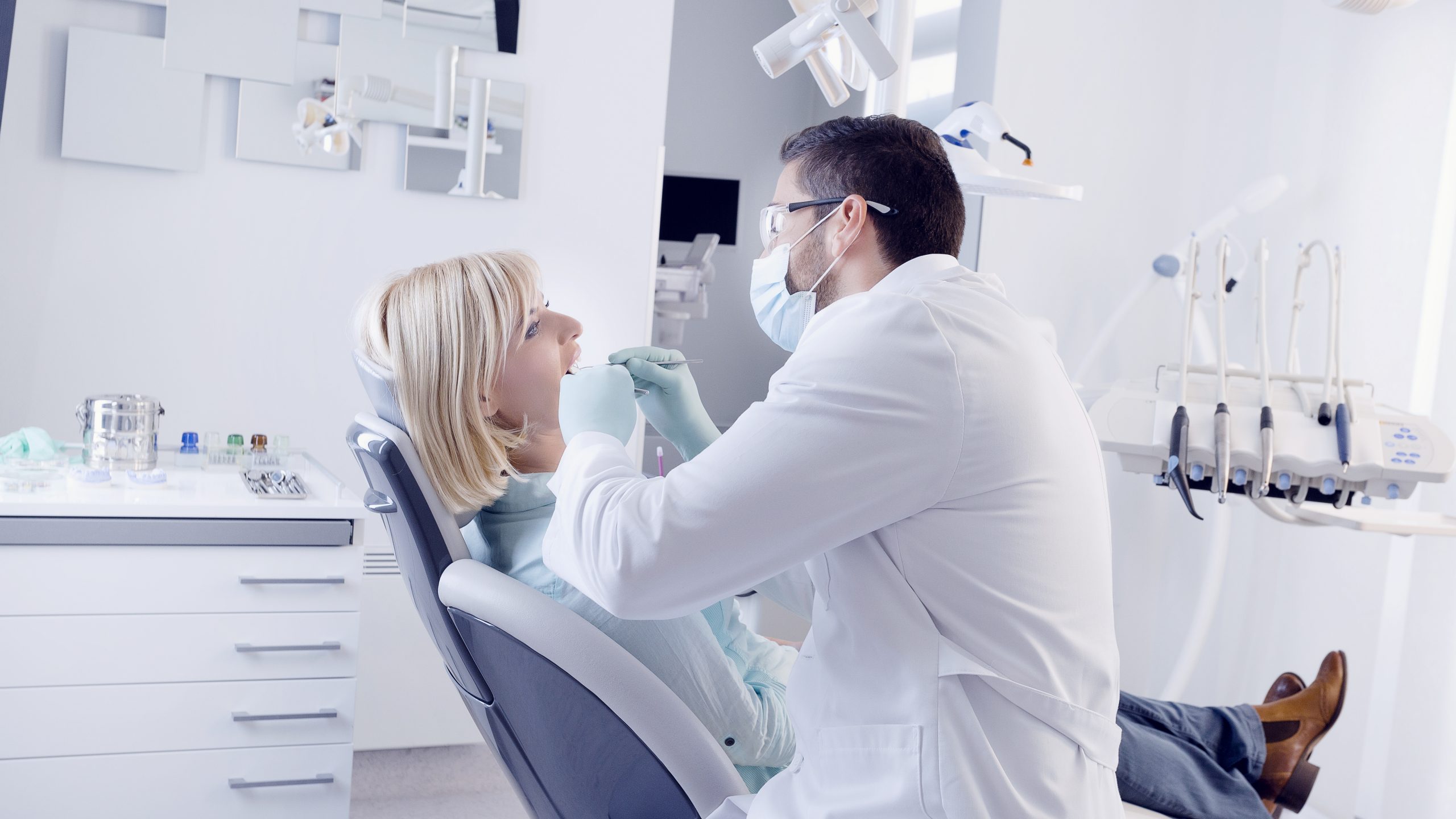 Dentist in Rockville, IN